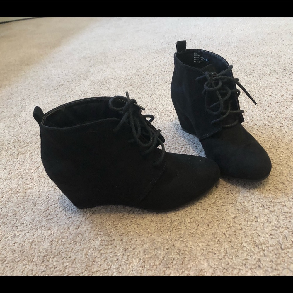 🖤🖤New Direction Black Booties🖤🖤